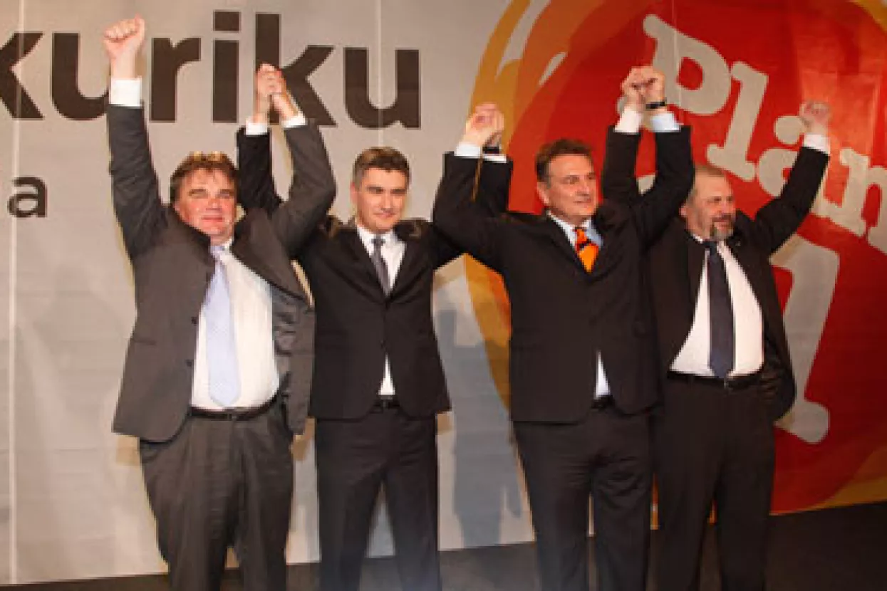 Tko će sjediti u foteljama?
