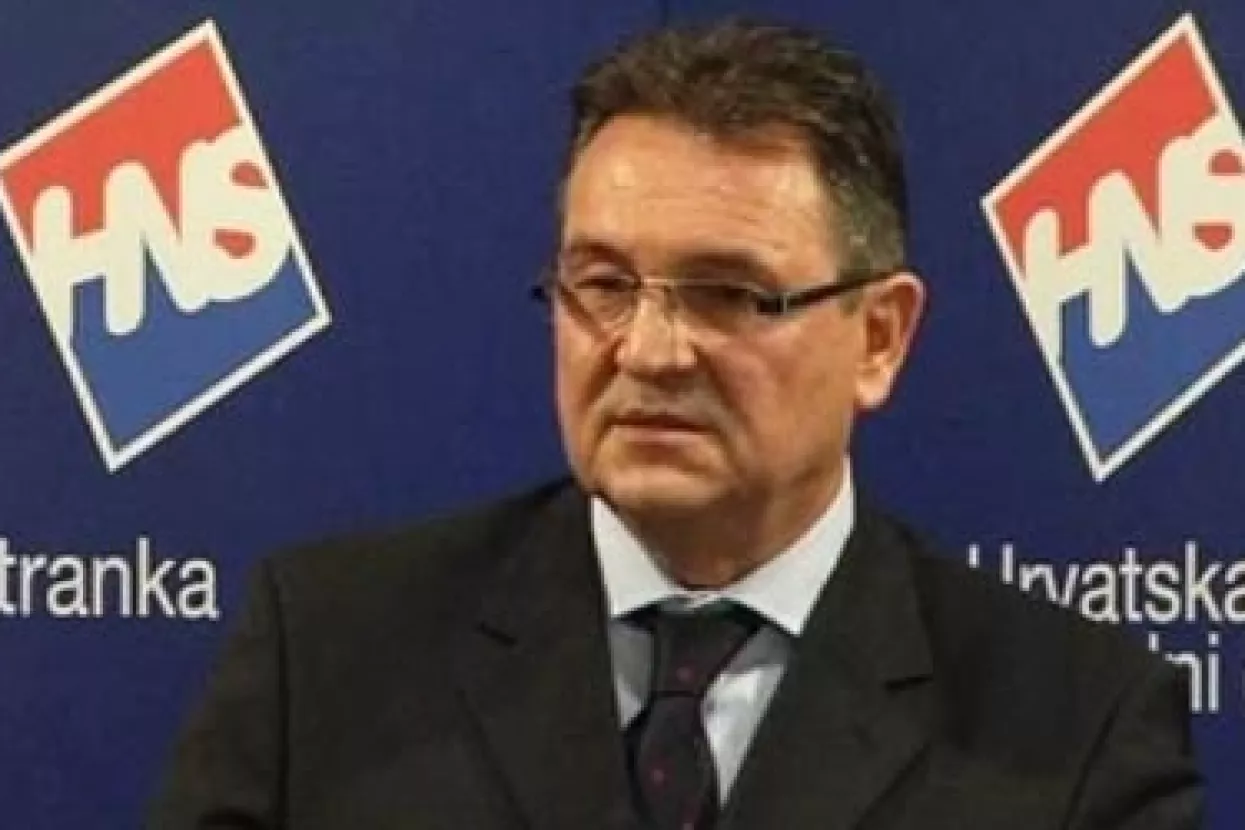 Čačić: Očekujem da direktori javnih tvrtki daju mandate na raspolaganje