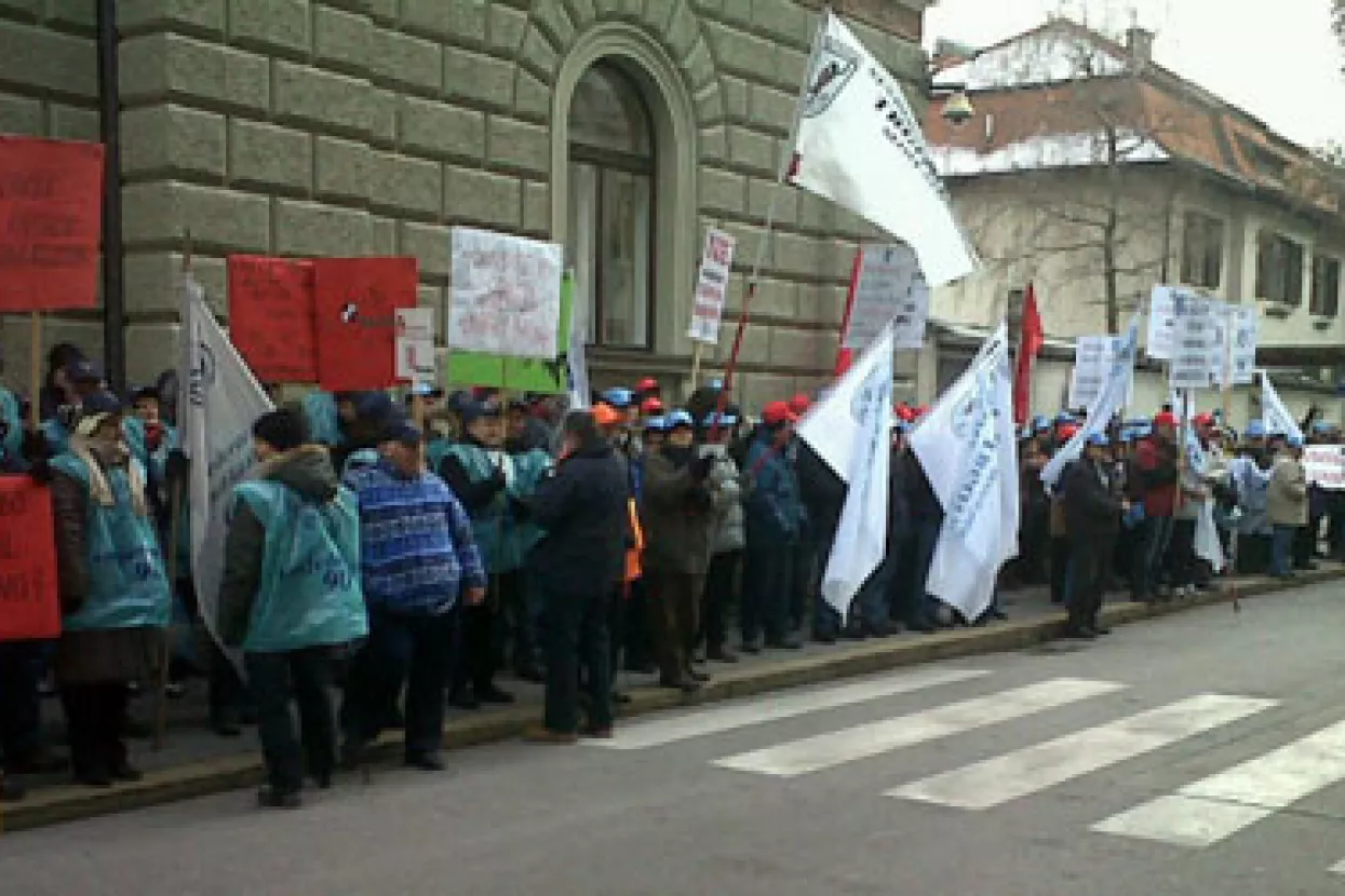 U Ljubljani prosvjeduju protiv prodaje Mercatora Agrokoru