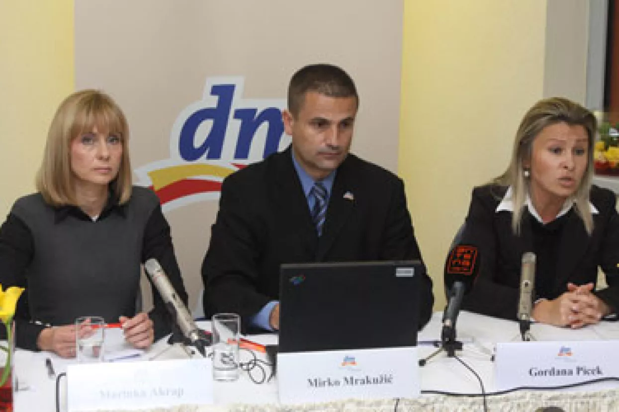 DM - mitska tvrtka za hrvatske radnike