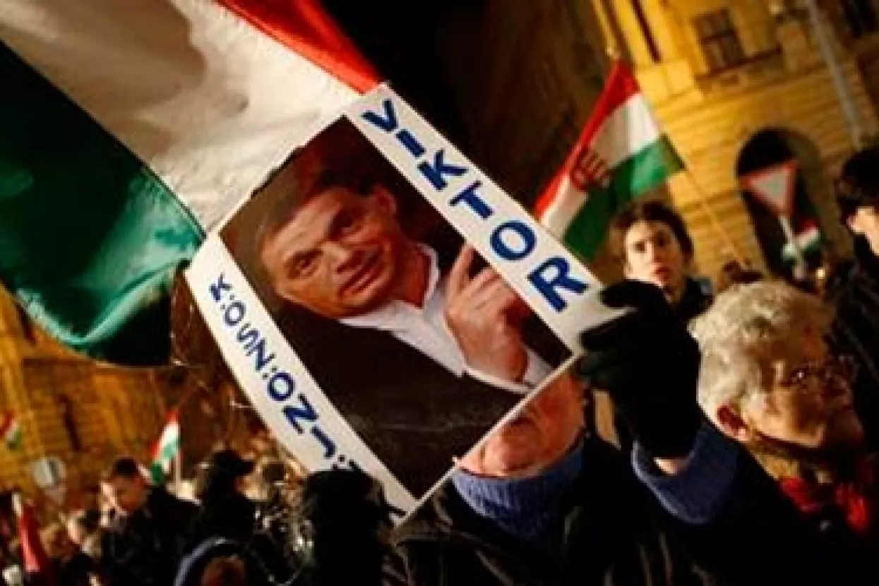 Viktor Orban sutra ide u Bruxelles udobrovoljiti EU i izboriti zajam