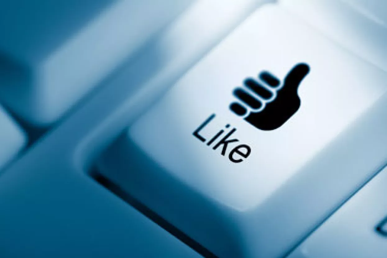 Facebook predao zahtjev za izlazak na burzu