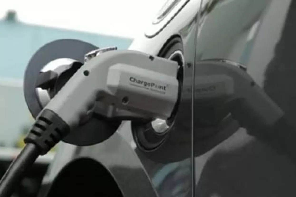 ABB i RWE u projektu brzog punjenja električnih vozila