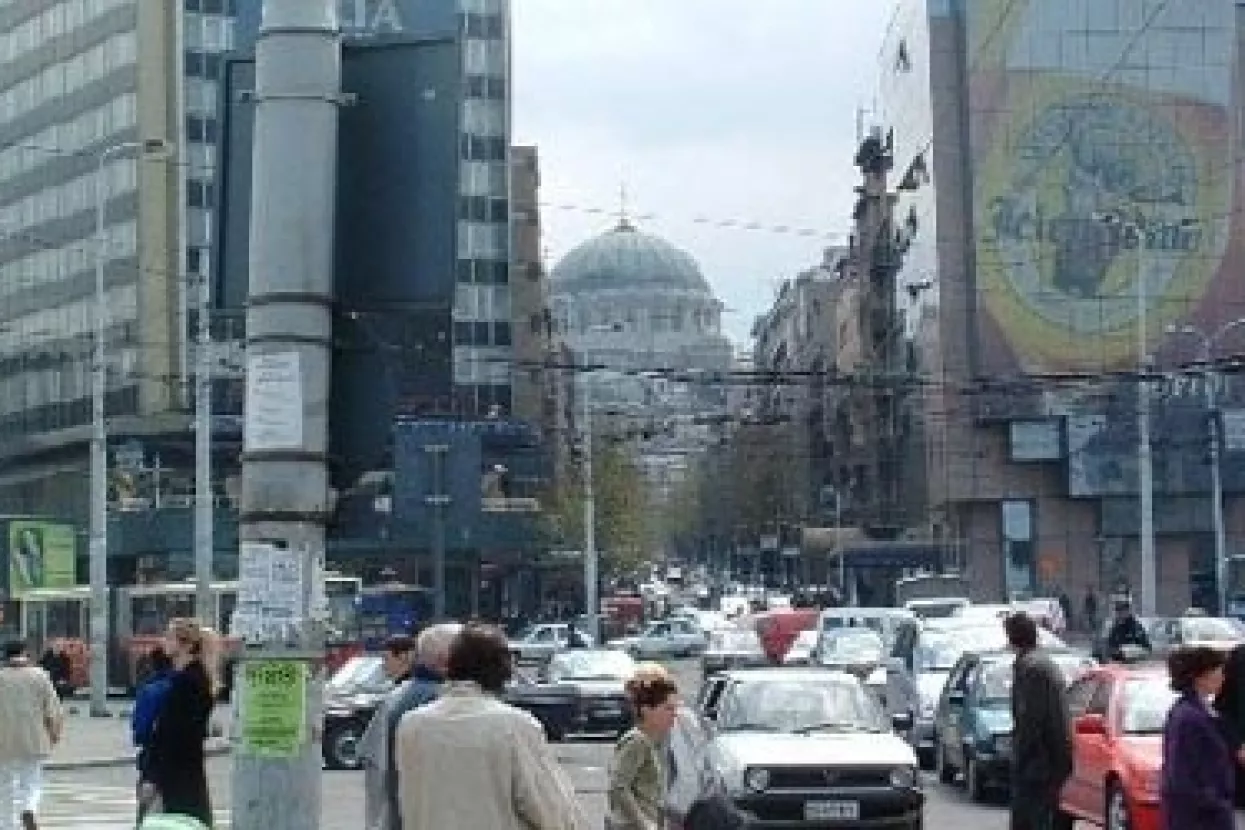 Srbija: Dug građana i poduzetnika u mjesec dana veći za 5,63 milijardi kuna