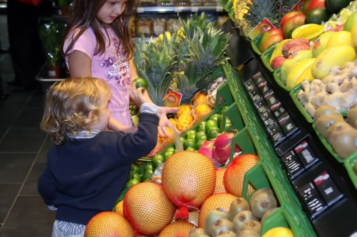 Mercator dječjim domovima donira pet tona voća i povrća