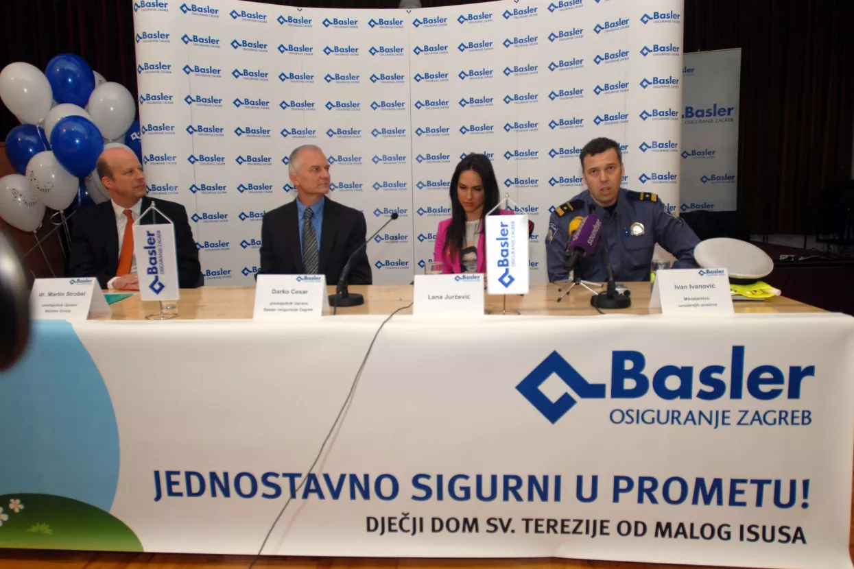 Basler osiguranje pomaže u obnovi igrali&scaron;ta