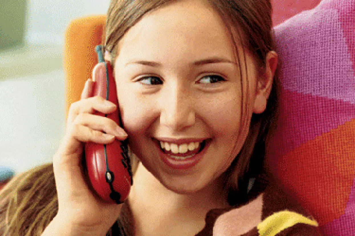 Mađari uvode novi porez na telefonske pozive i internet
