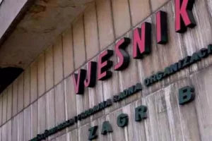 Frankopan se povlači, Vjesnik mora u stečaj