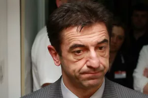 'Branka imaš li ono za mene?'