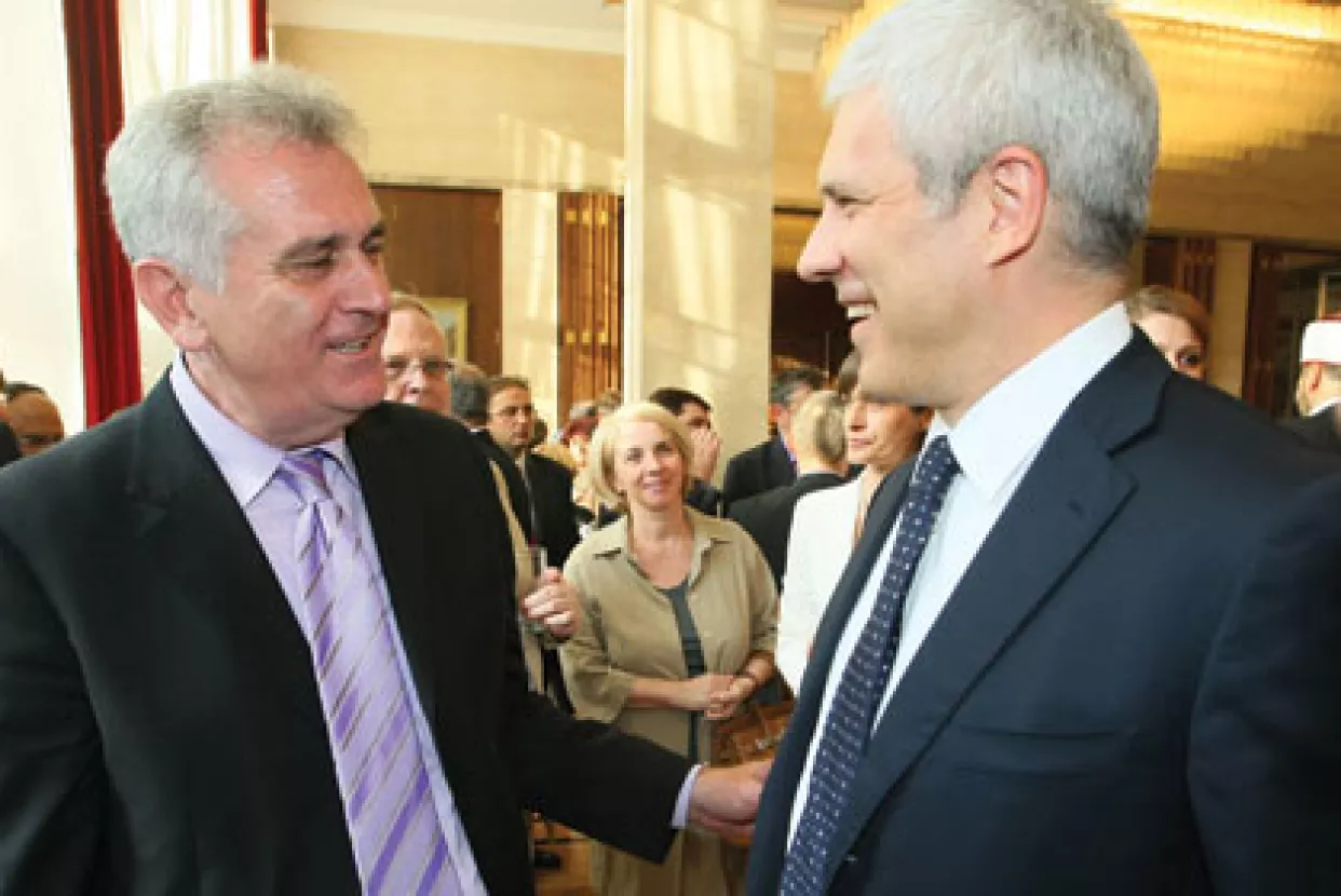 Tadić i Nikolić u drugom krugu?