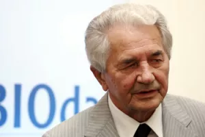 Drk kaže da nije kupio Sentu, a u Srbiji tvrde - sve je dogovoreno!