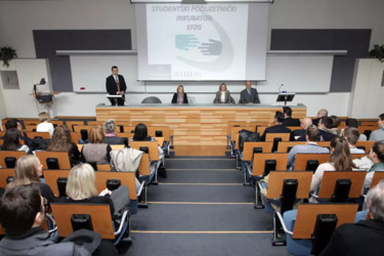 Studenti rje&scaron;avali stvarne probleme u poduzećima