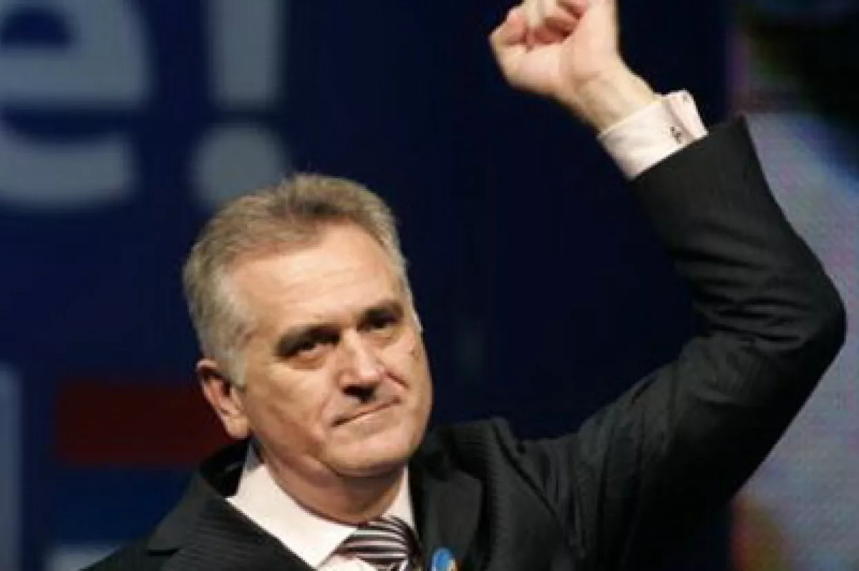 Nikolić osvojio 49,2 posto glasova