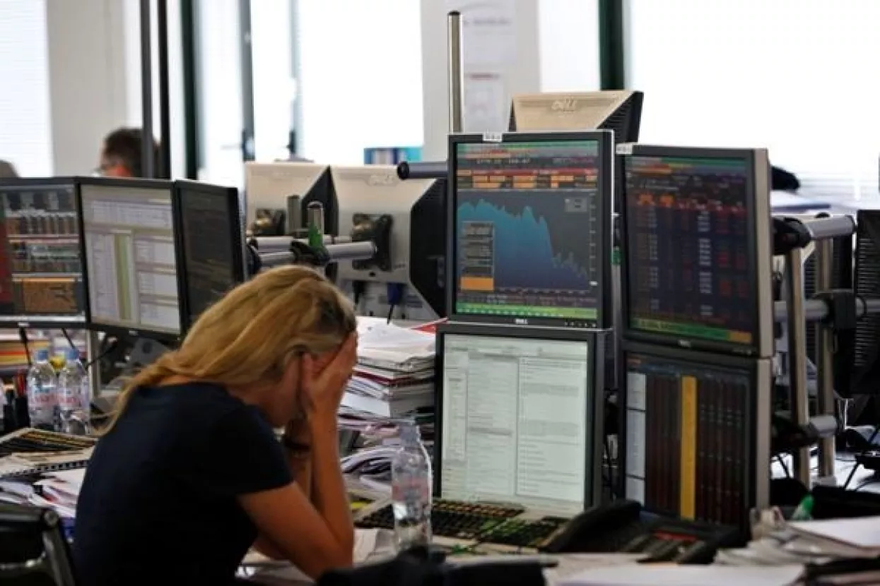 Brokeri napu&scaron;taju grčku burzu