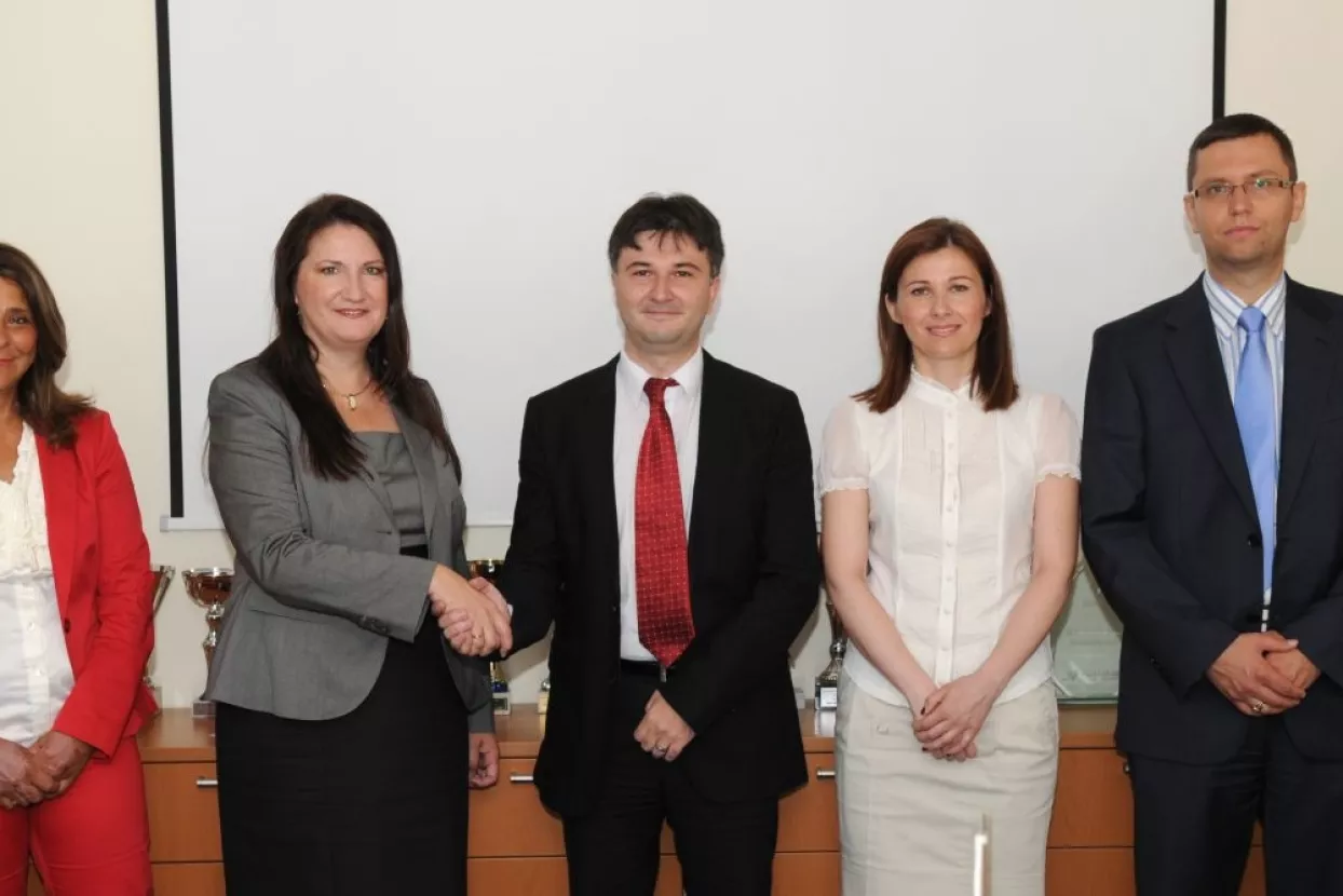 Poslovna suradnja Volksbanke i Hamaga