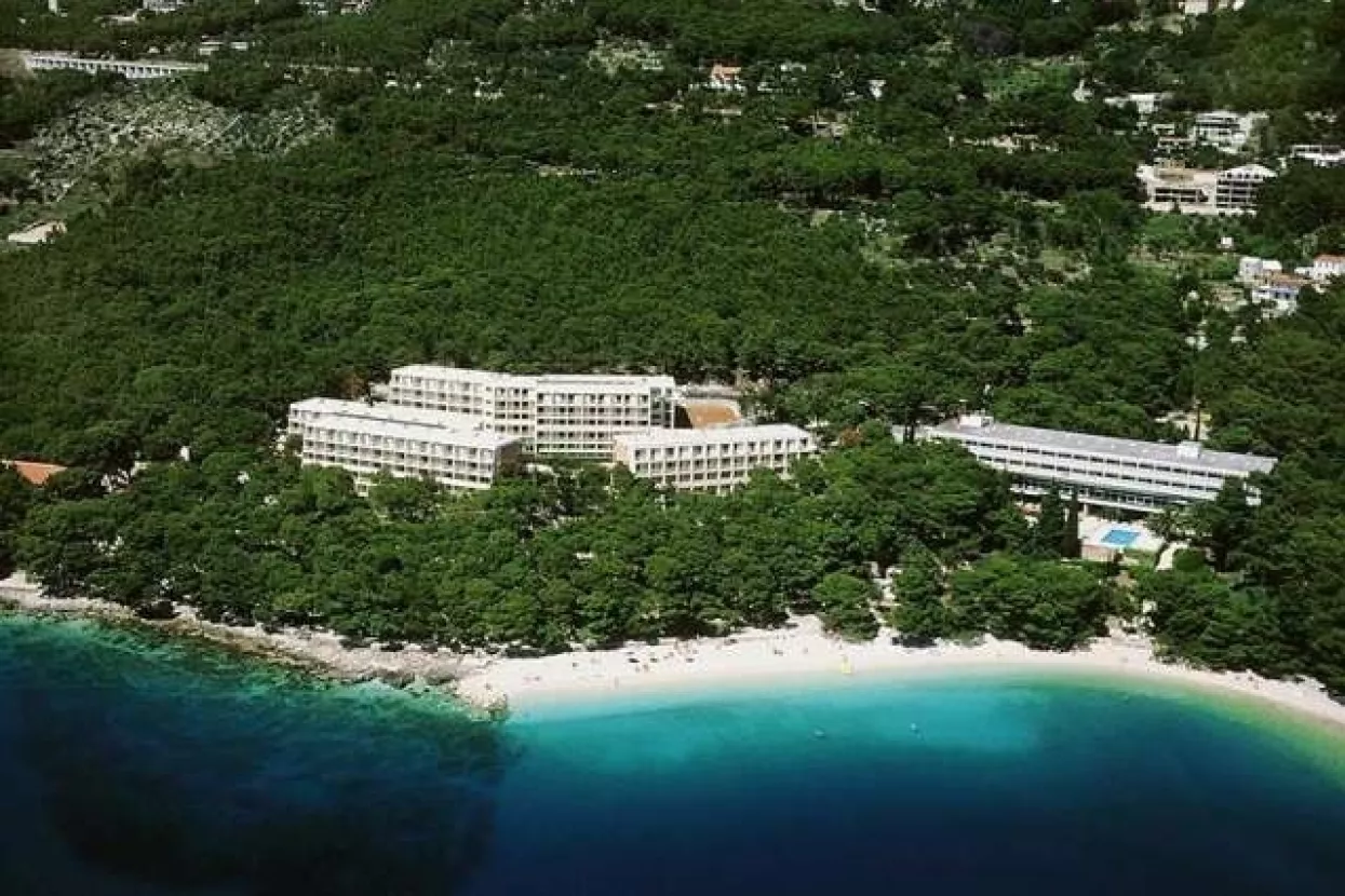Hoteli Brela s 11 milijuna kuna dobiti 'krpaju' gubitke iz pro&scaron;losti