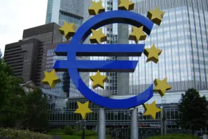 ECB snizila kamatnu stopu na rekordno nisku razinu