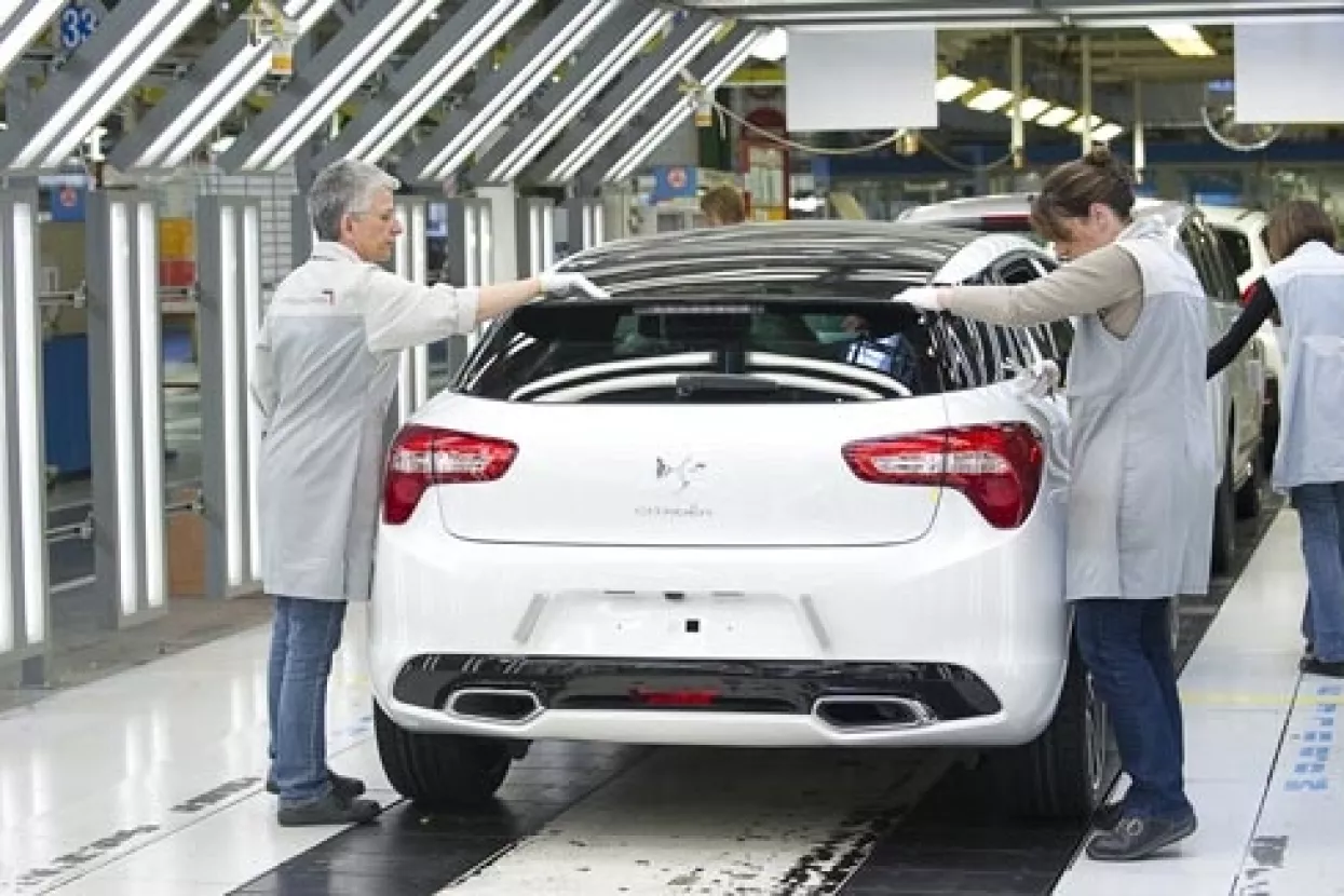 Peugeot Citroen ukida 8.000 radnih mjesta