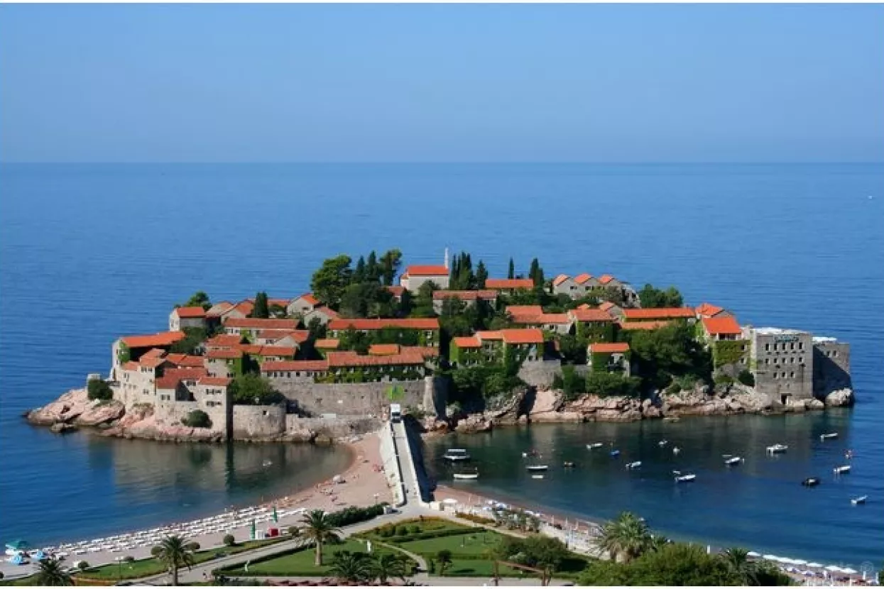 Crna Gora prodaje Sveti Stefan?