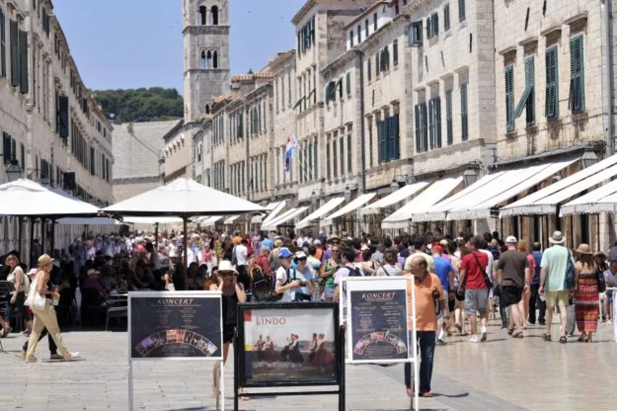 Država prodaje i Dubrovačku trgovinu