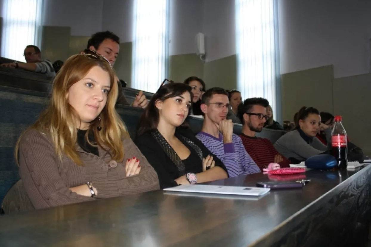 Besplatan studij svim redovnim studentima