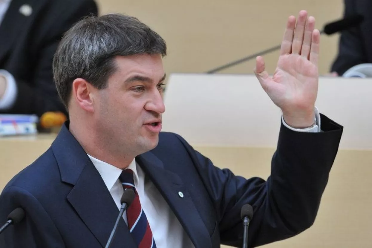 'Grčka se mora odseliti od svoje mamice'