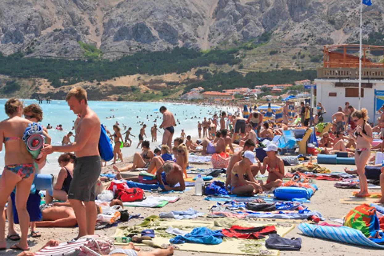 Na slovenskoj obali odzvonilo naplati ulaznica za plaže