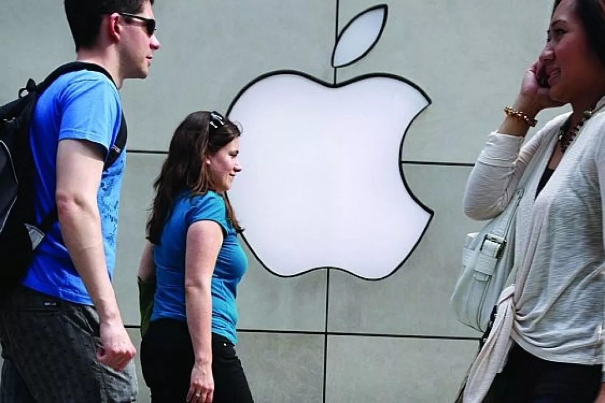 Apple postao najvrednija kompanija u povijesti burze