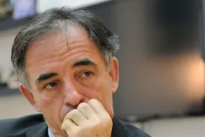 'Za&scaron;to Josipović ne problematizira financiranje Katoličke crkve?'