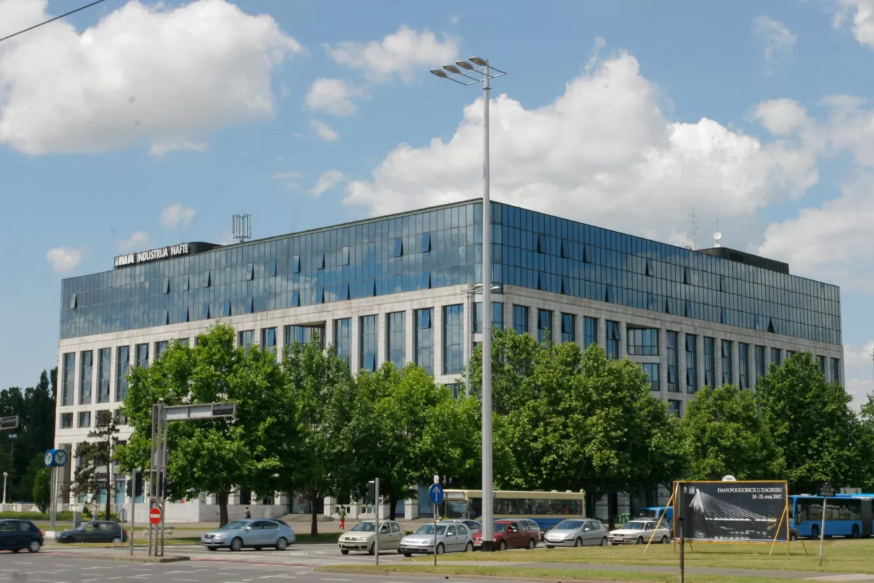 Ina predala obvezujuću ponudu za preuzimanje OMV-a u Hrvatskoj i BiH