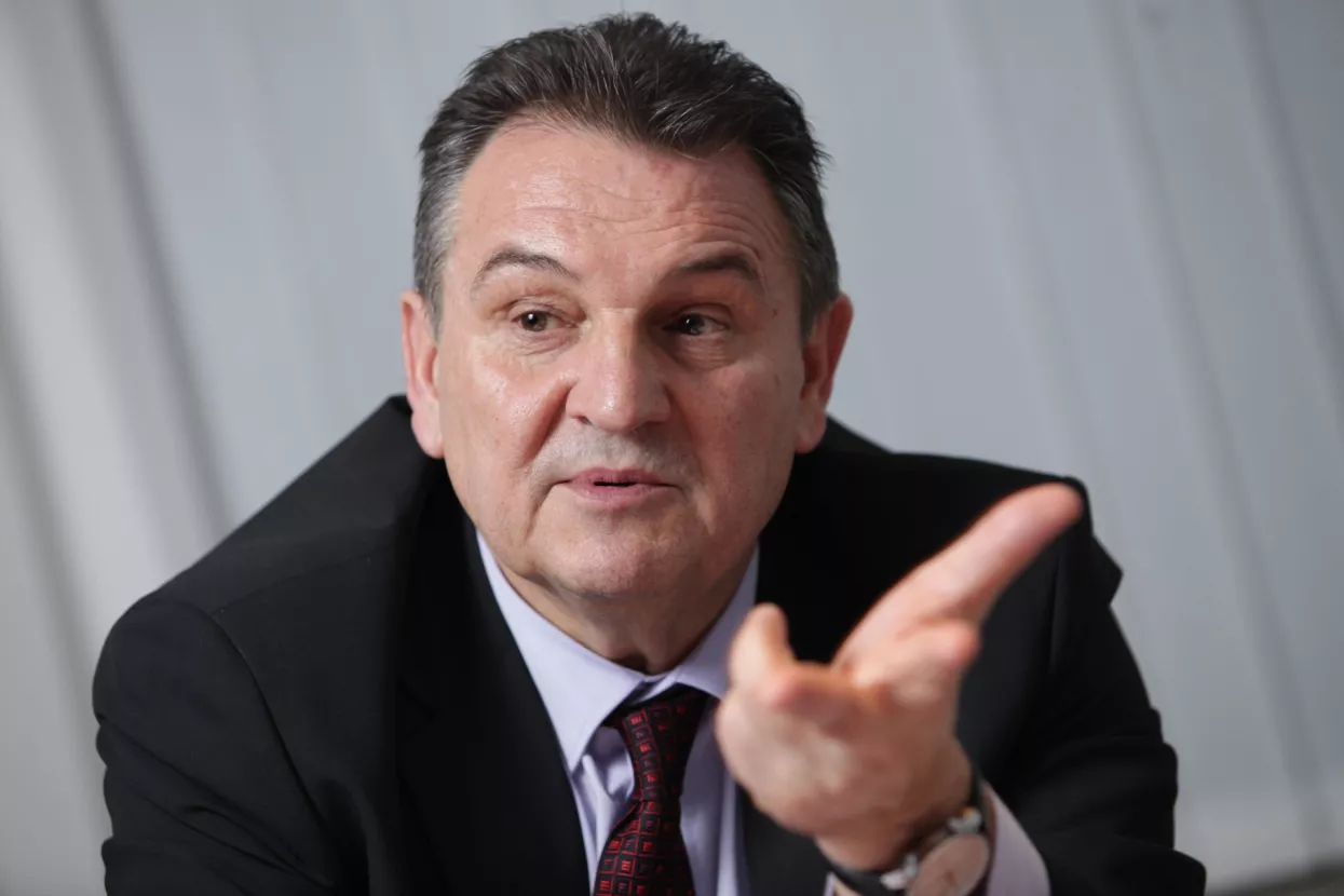 Čačić: Definitivno dajemo autoceste u koncesiju