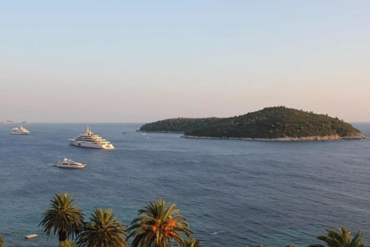 Ina predlaže 'duty free' na pomorskoj postaji u Dubrovniku