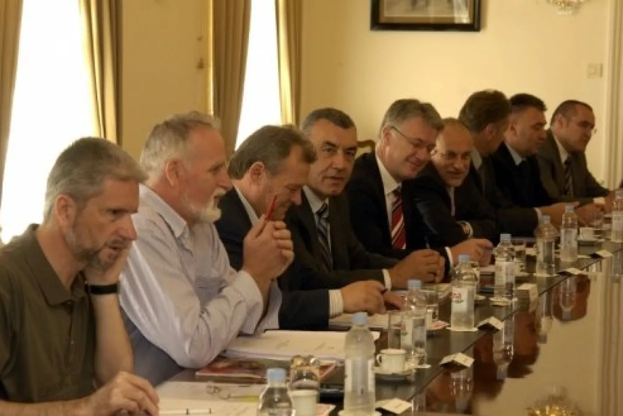 GSV: Zakon o radu do 2013. ili postojeći podijeliti na dva
