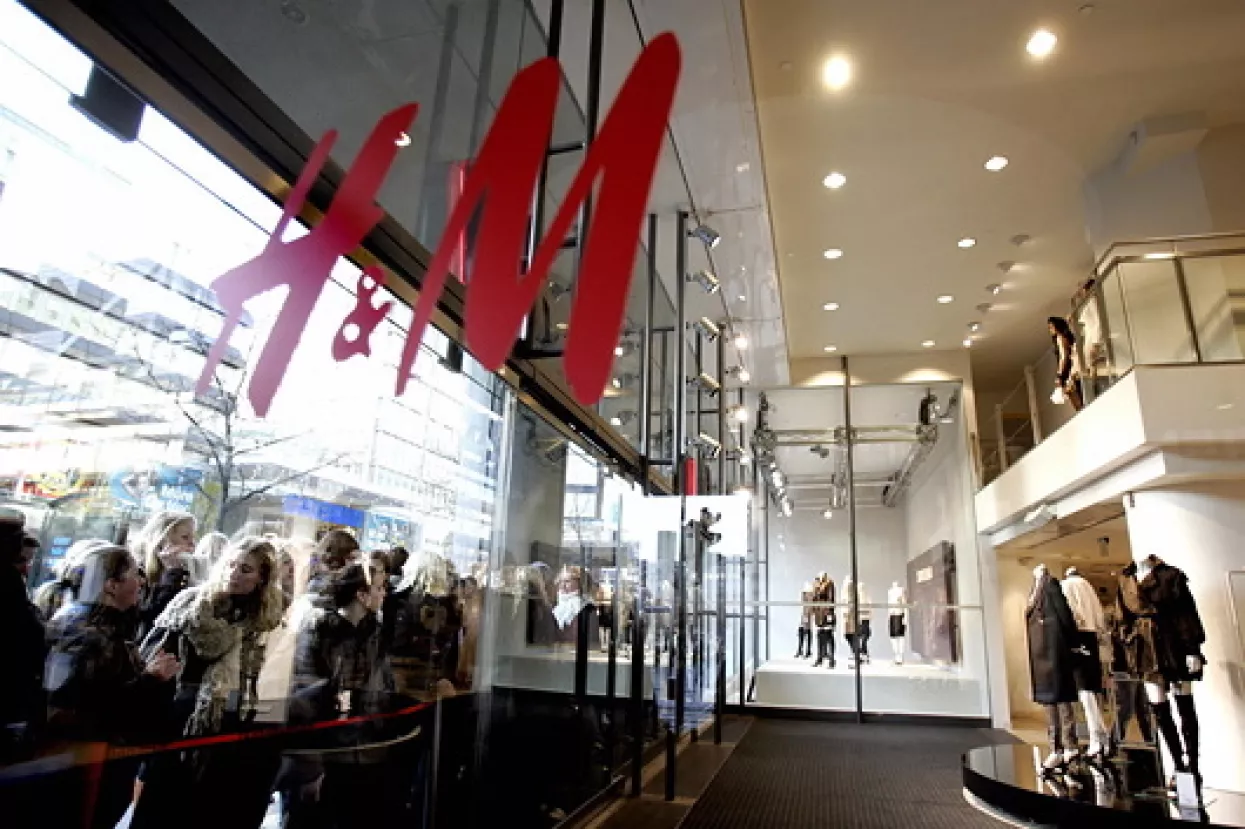 H&M: Pala nam je prodaja radi vrućine