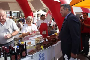 FOTO: 'Kupujmo hrvatsko' na Trgu bana Jelačića