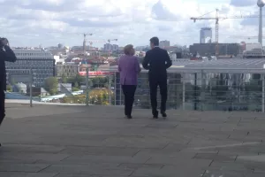 Susret Milanovića i Merkelice pro&scaron;ao bez pozdravnog poljupca