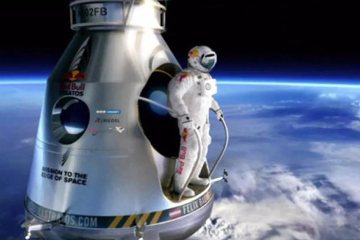 Felix: Katkad morate otići jako visoko kako bi shvatili koliko smo mali