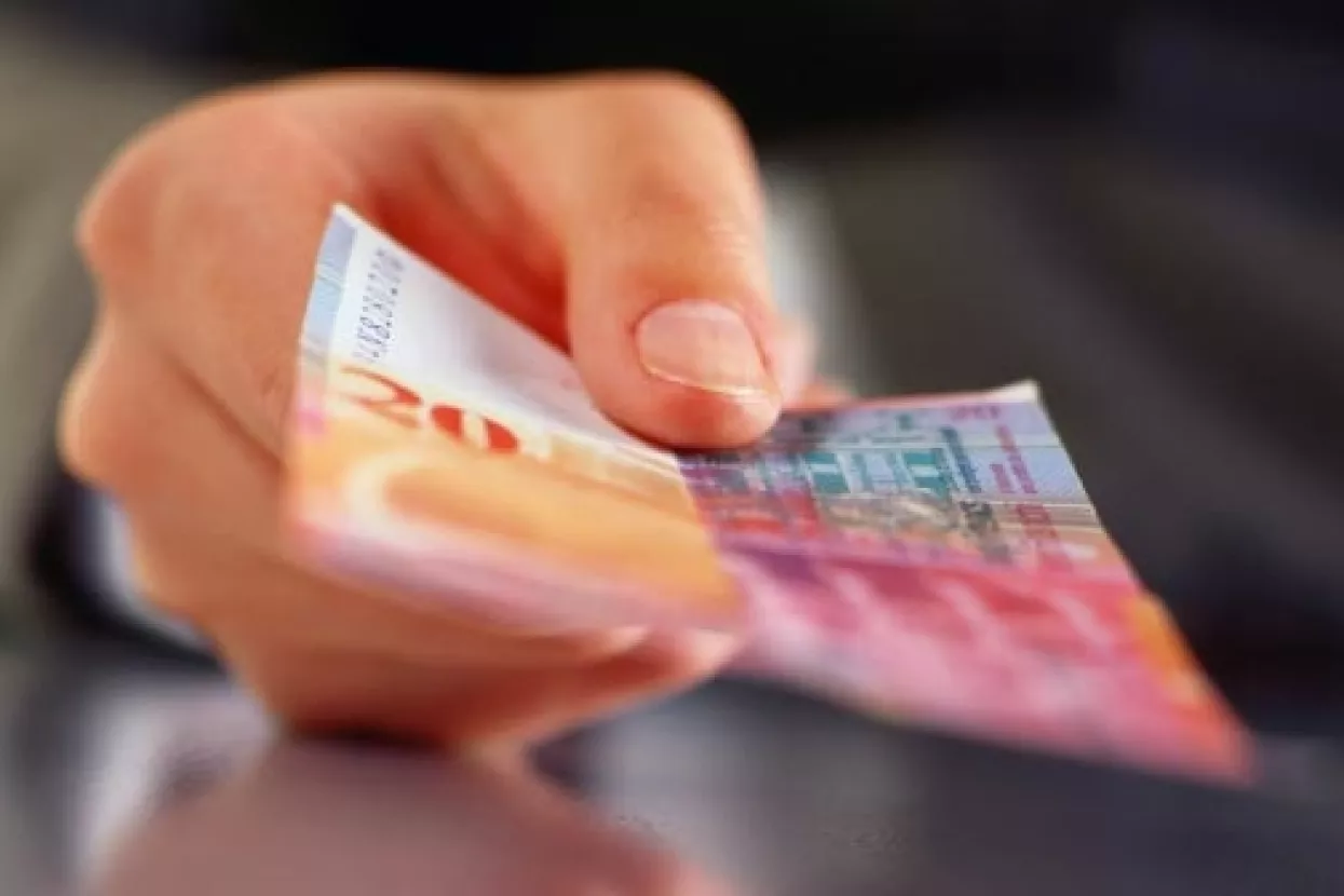 Udruga Franak Vladu i HDZ proziva zbog pogodovanja bankama