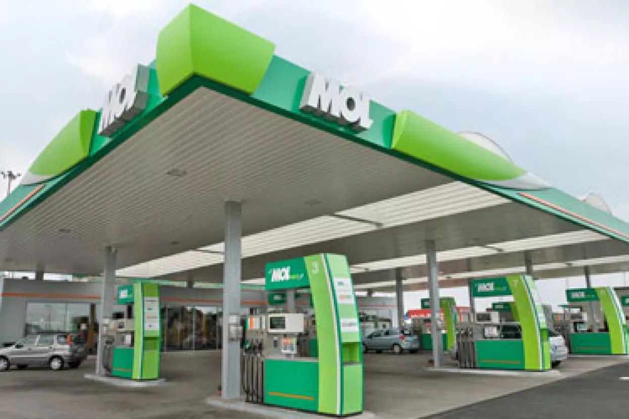 MOL udvostručio dobit