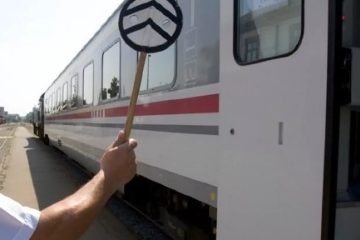 HŽ nema novca da plati dug Ini, prijeti obustava prijevoza