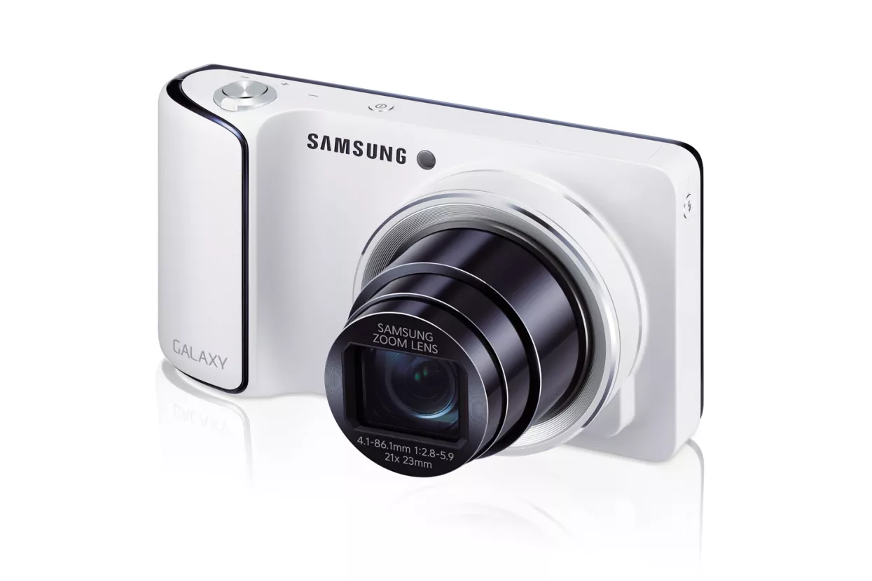 Samsung predstavio Galaxy kameru