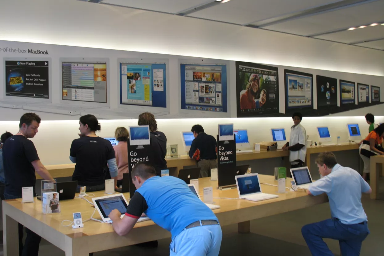 Apple jučer izgubio 35 milijardi dolara na vrijednosti