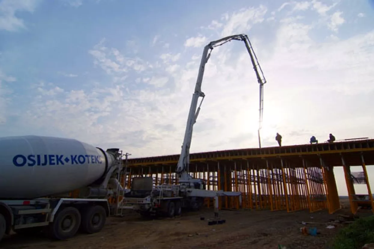 Osijek-Koteks potpisao ugovor vrijedan 8,3 milijuna kuna