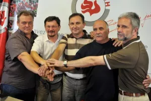 Javne službe ostale bez božićnice i regresa, smanjene naknade