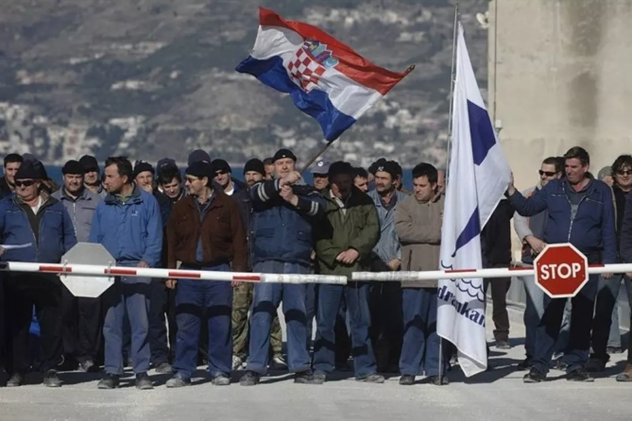 Radnici Jadrankamena ponovo &scaron;alju poruku
