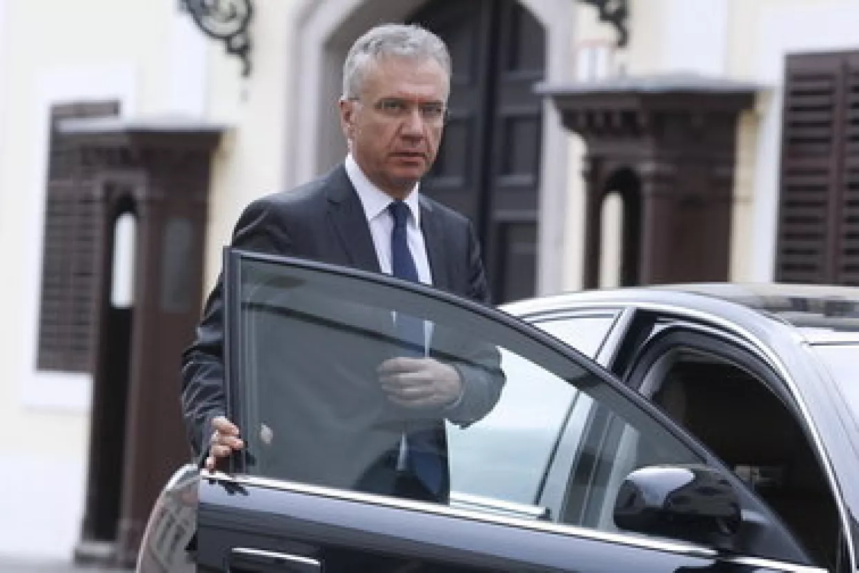Ostojić zbog kampanje uzima neplaćeno