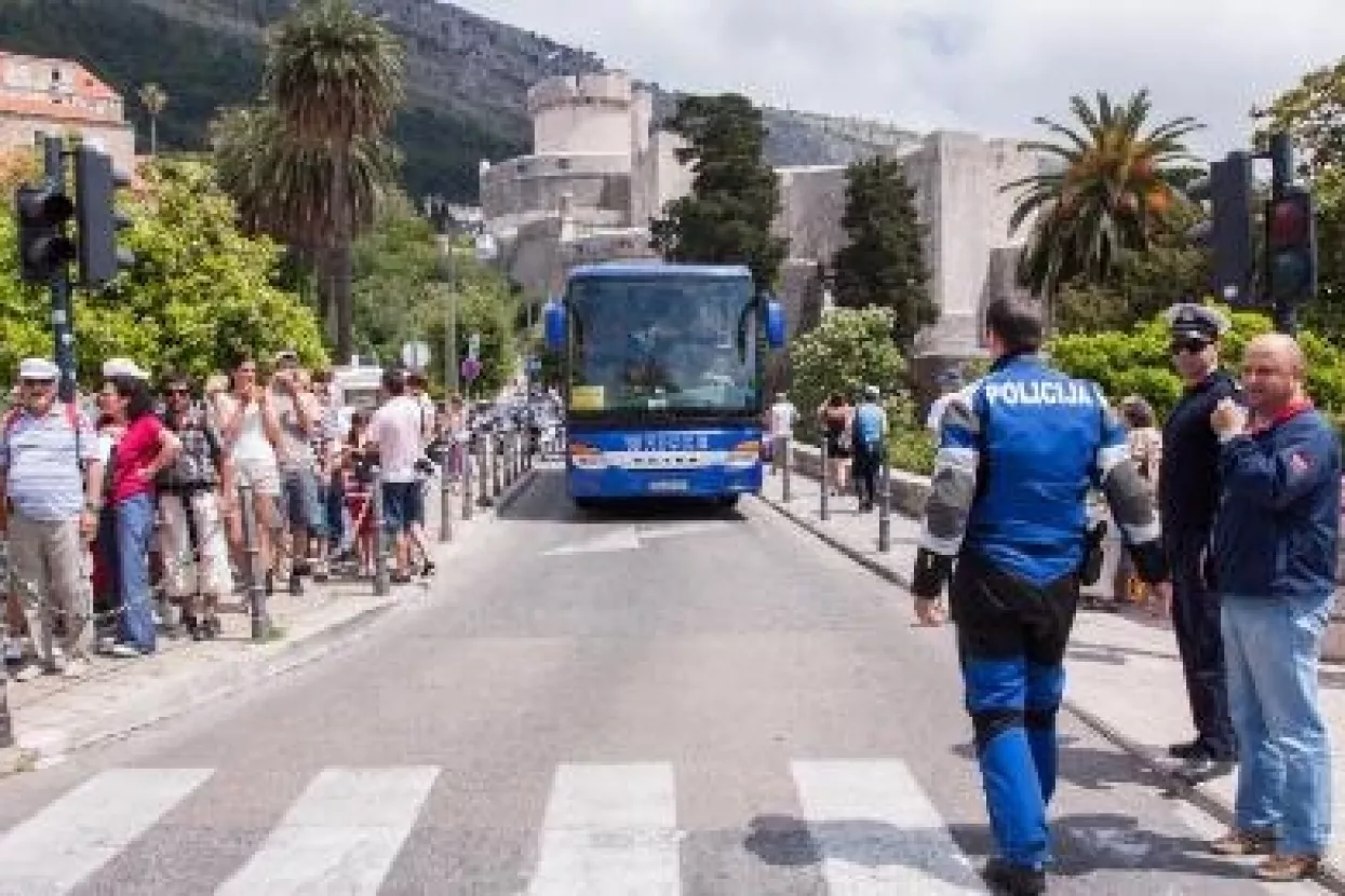 Sto eura po autobusu za prelazak Zagrebačke ulice