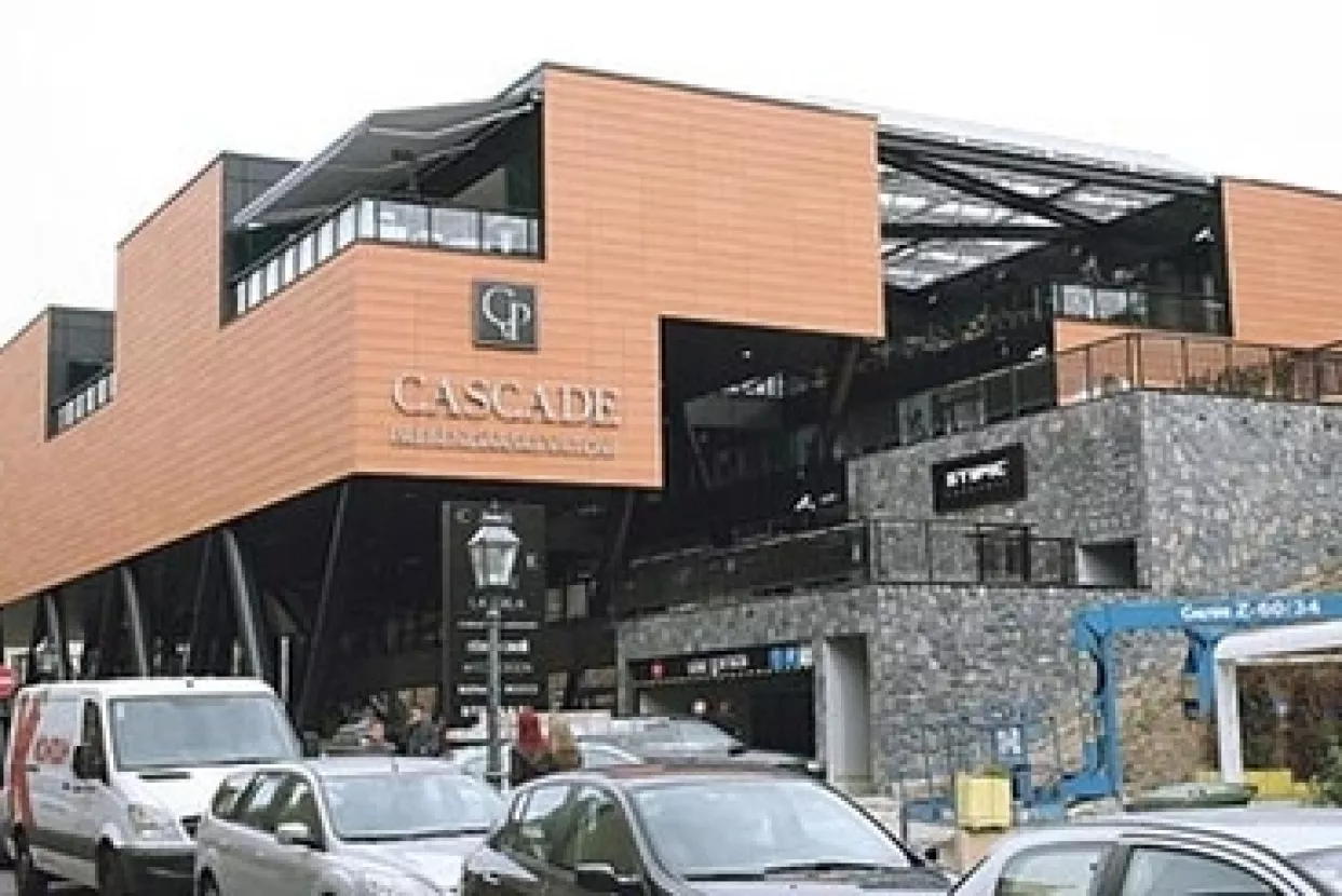 Cascade po četvrti put na dražbi