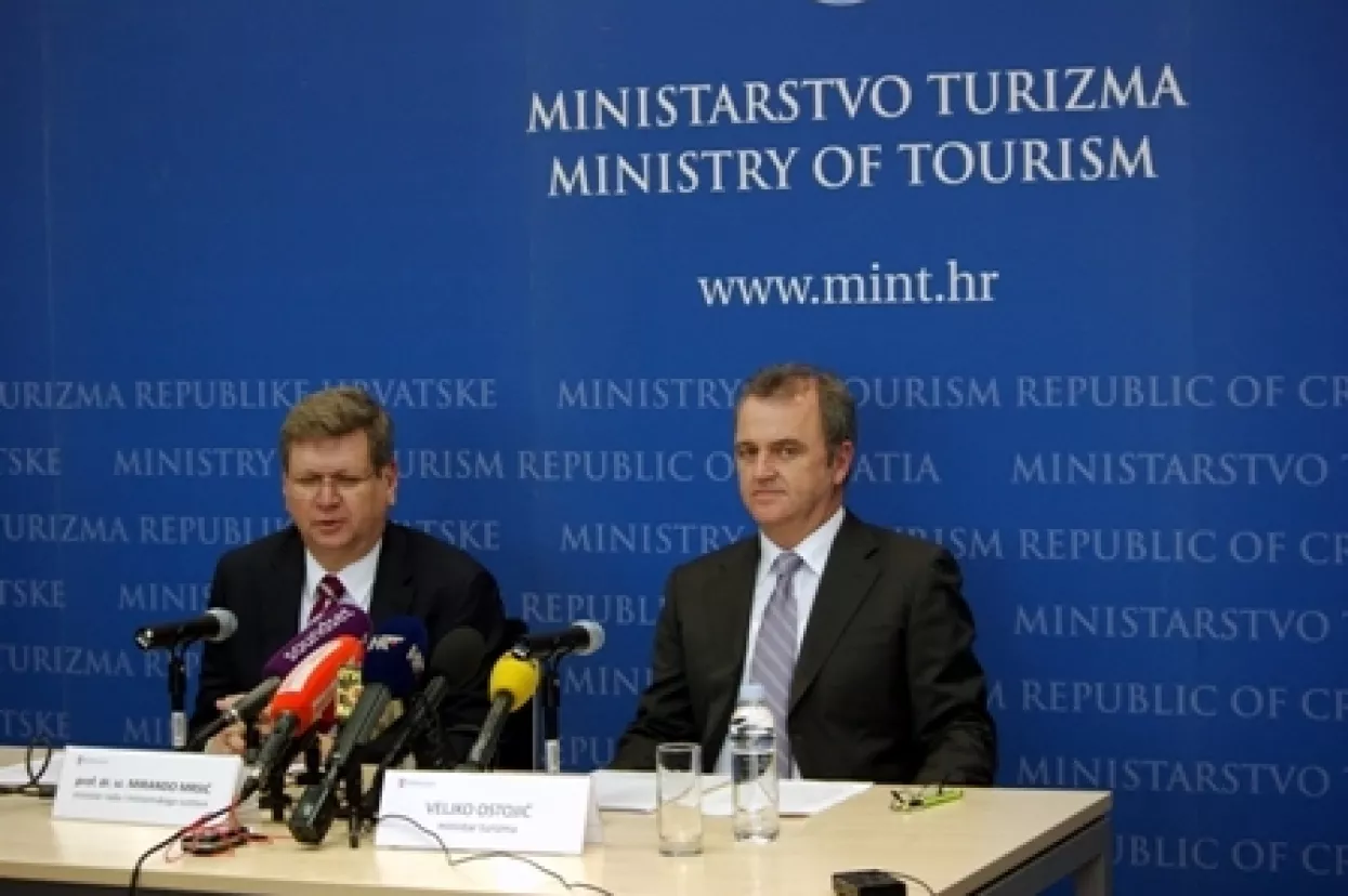 Ministri predstavili Stalnog sezonca i Rad nakon ljeta