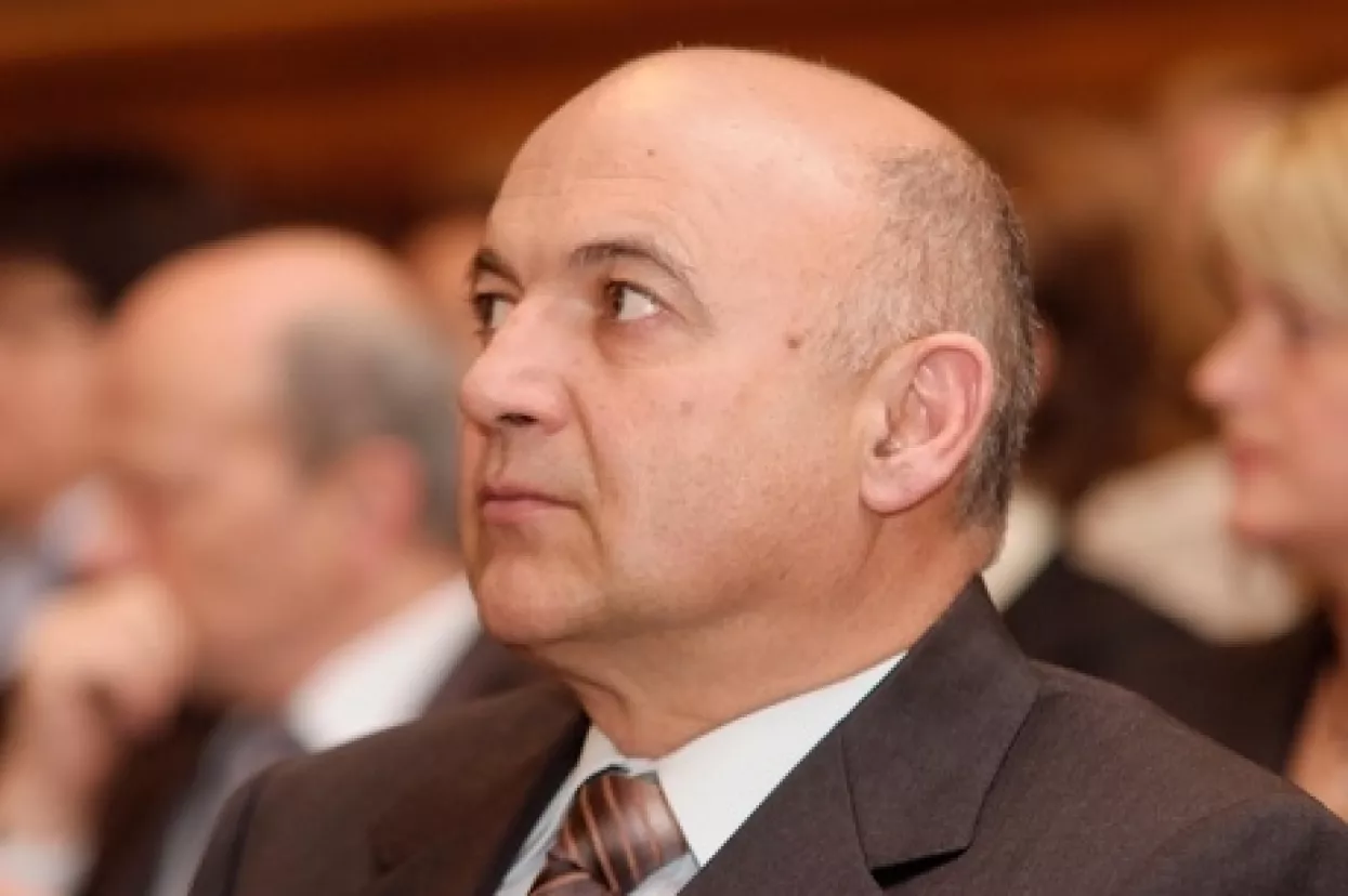 'Ministar financija umjesto s guvernerom, razgovara s čelnicima banaka'
